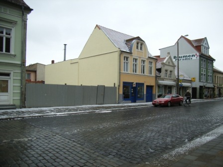 Die "verlngerte" Bahnstrae in Wittenberge; Foto vom 28.02.2005